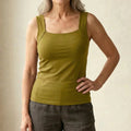 Olive Grün